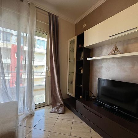 Elegant Apartment In Lungomare - N 23 Vlorë エクステリア 写真