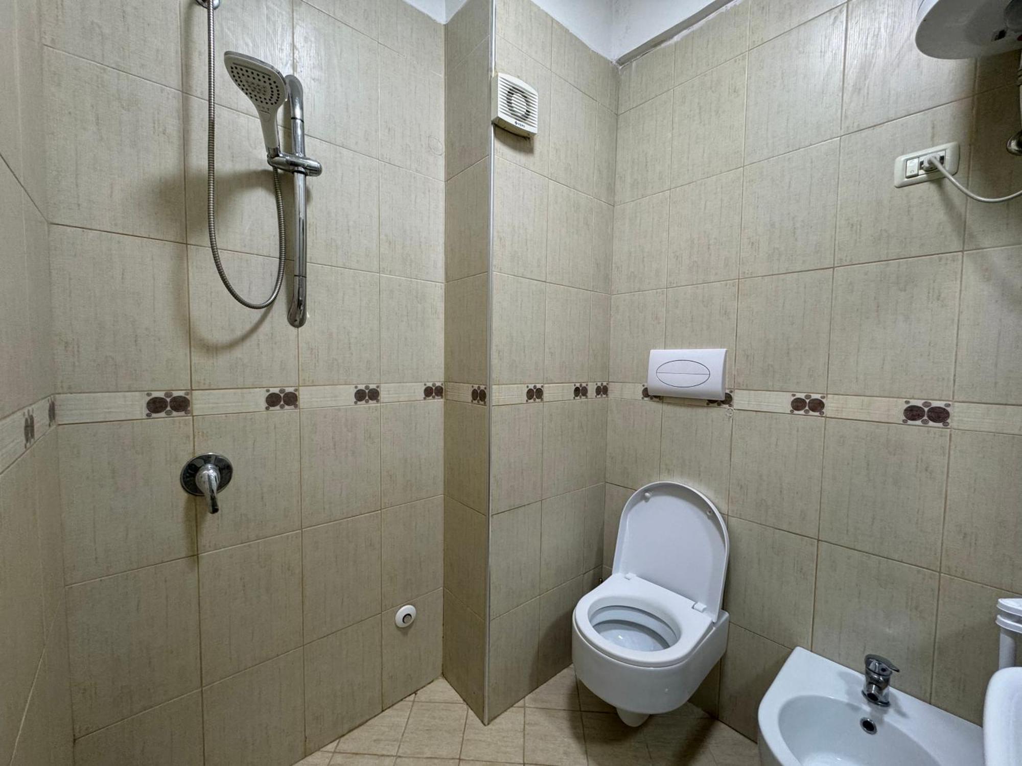 Elegant Apartment In Lungomare - N 23 Vlorë エクステリア 写真