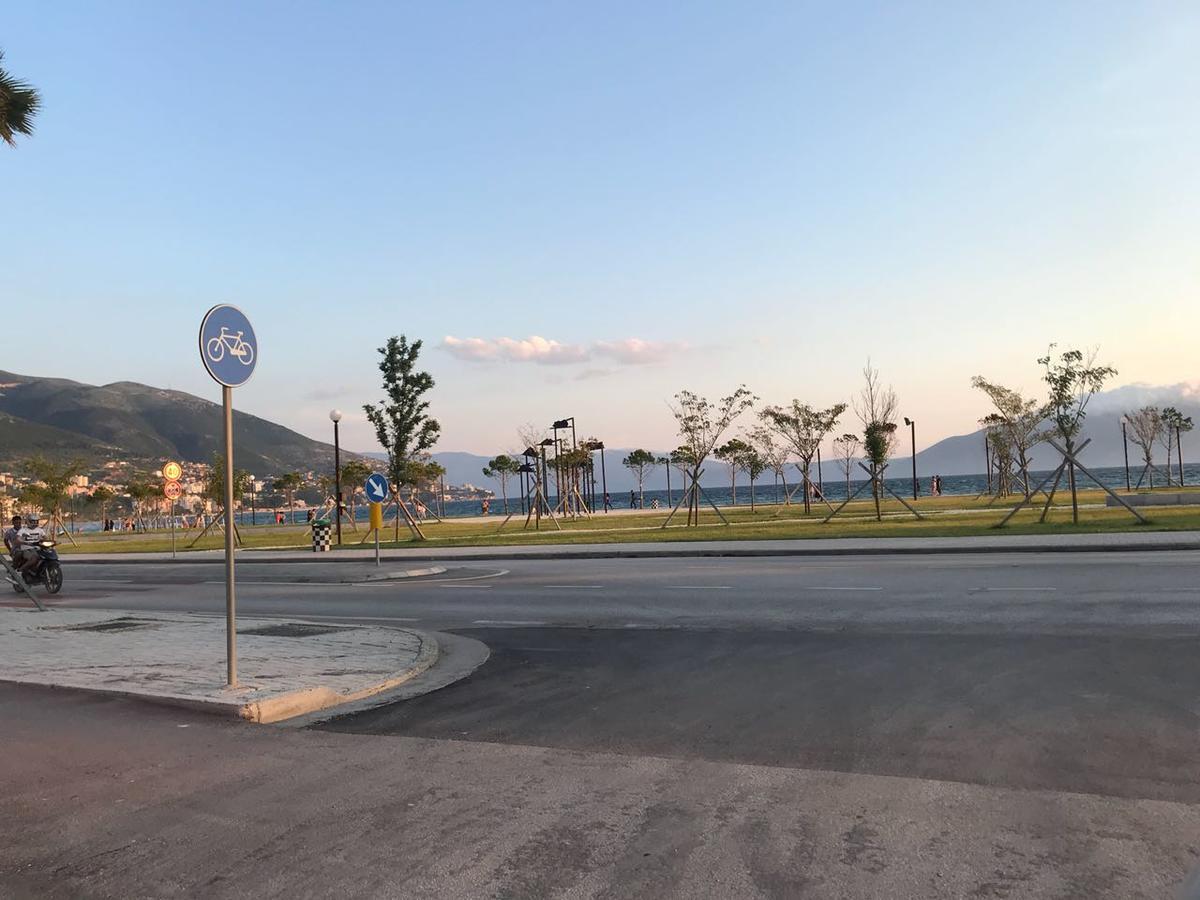 Elegant Apartment In Lungomare - N 23 Vlorë エクステリア 写真